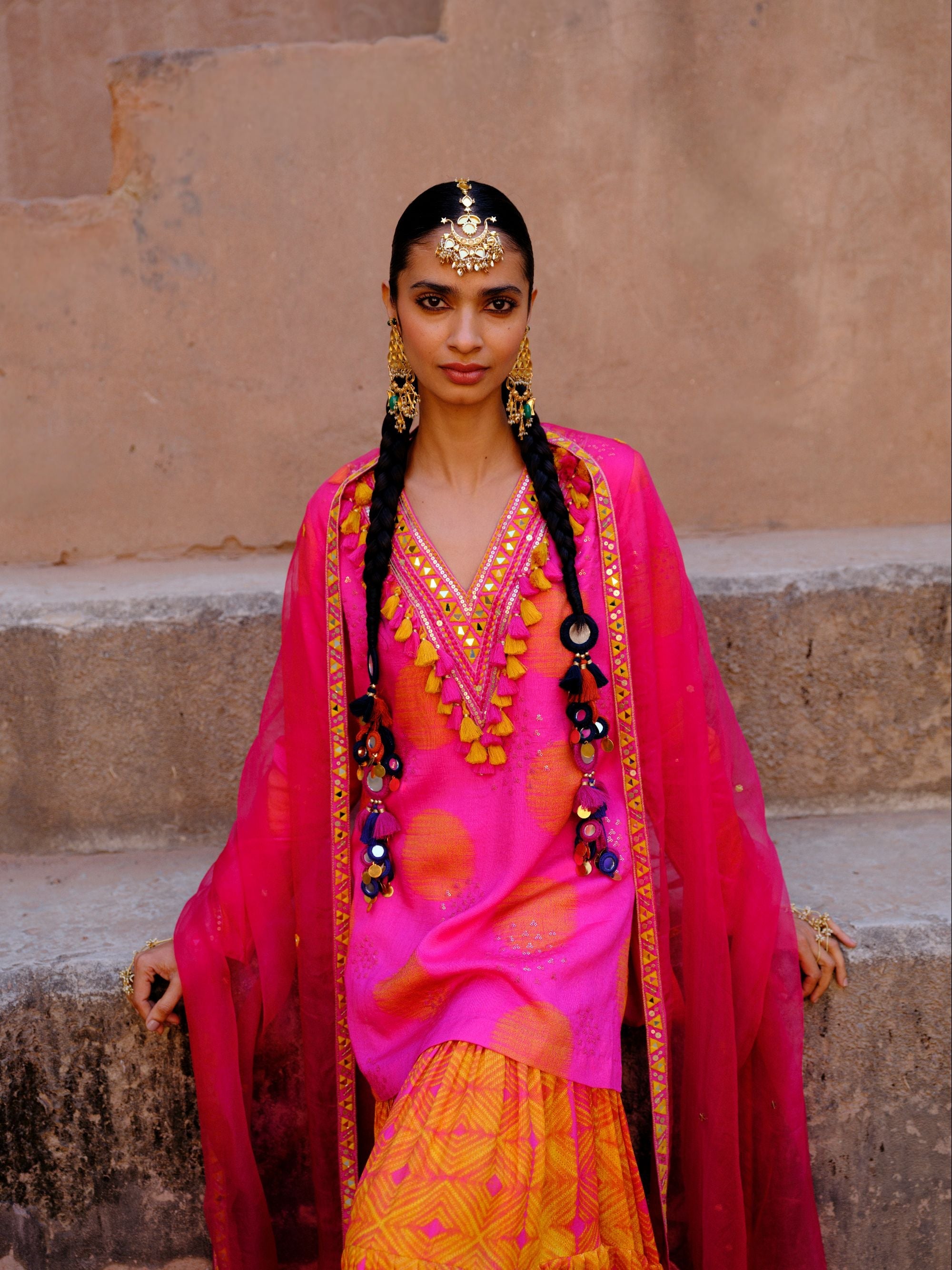Suhana Sharara - MARKET
