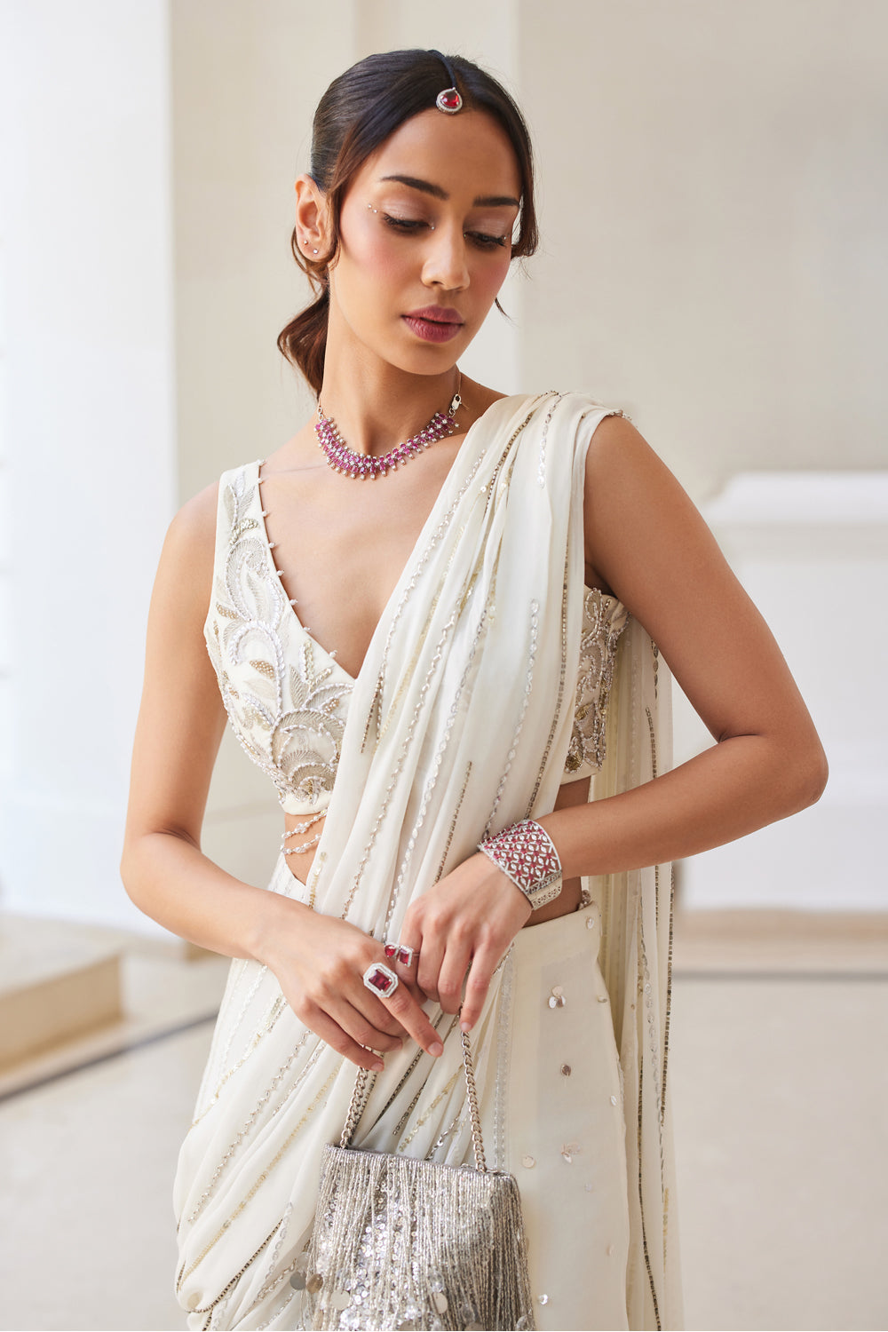 Pearl White Slit Saree - MARKET