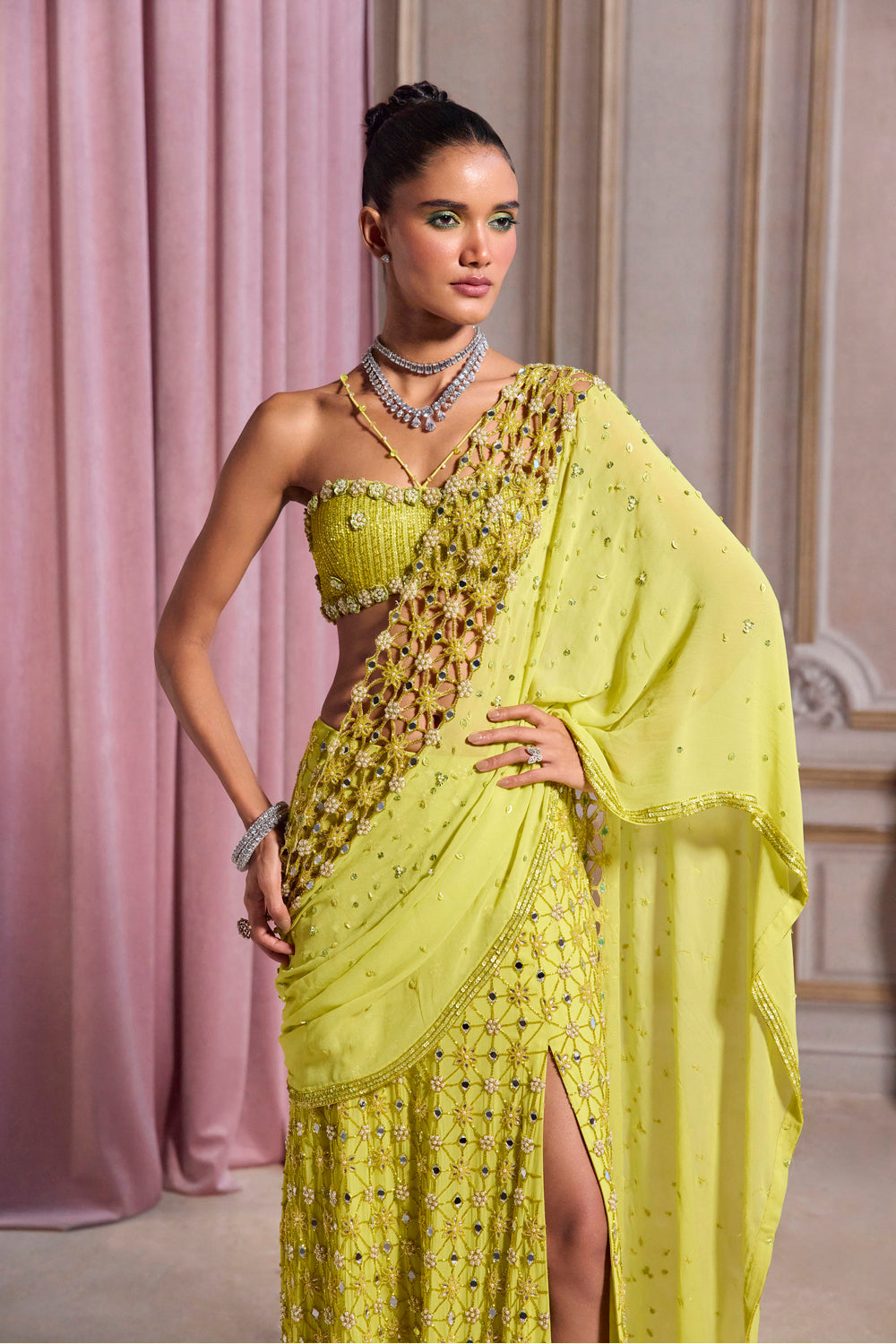 Neon Green Slit Saree With Cutwork Palla - MARKET
