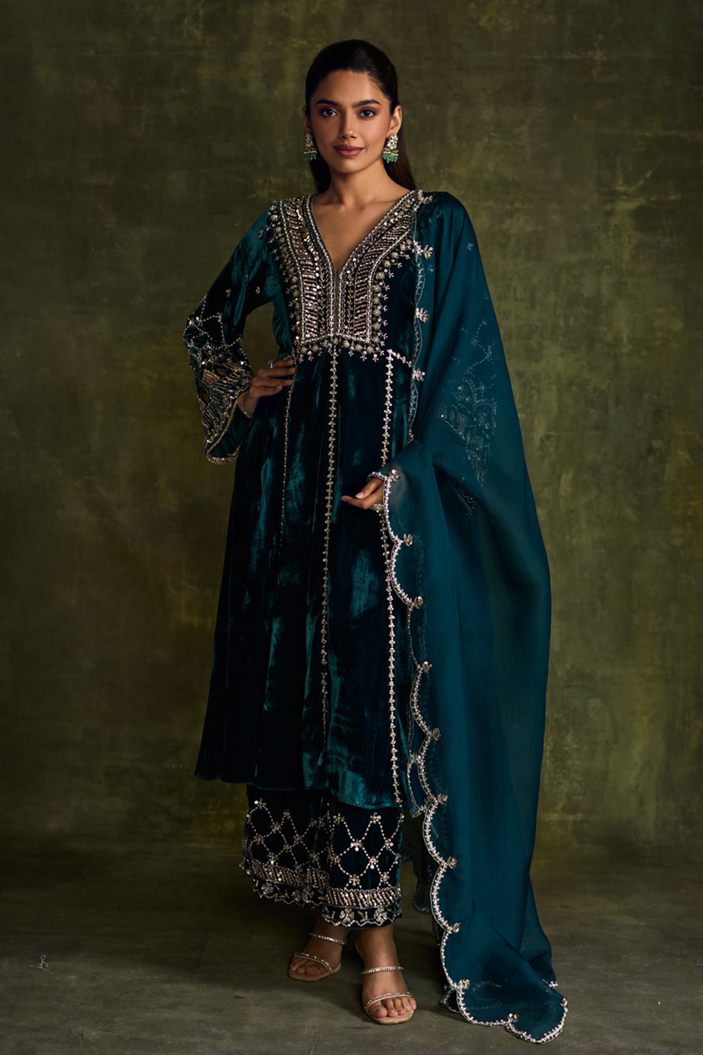 Turquoise 3-Kali Kurta Set - MARKET