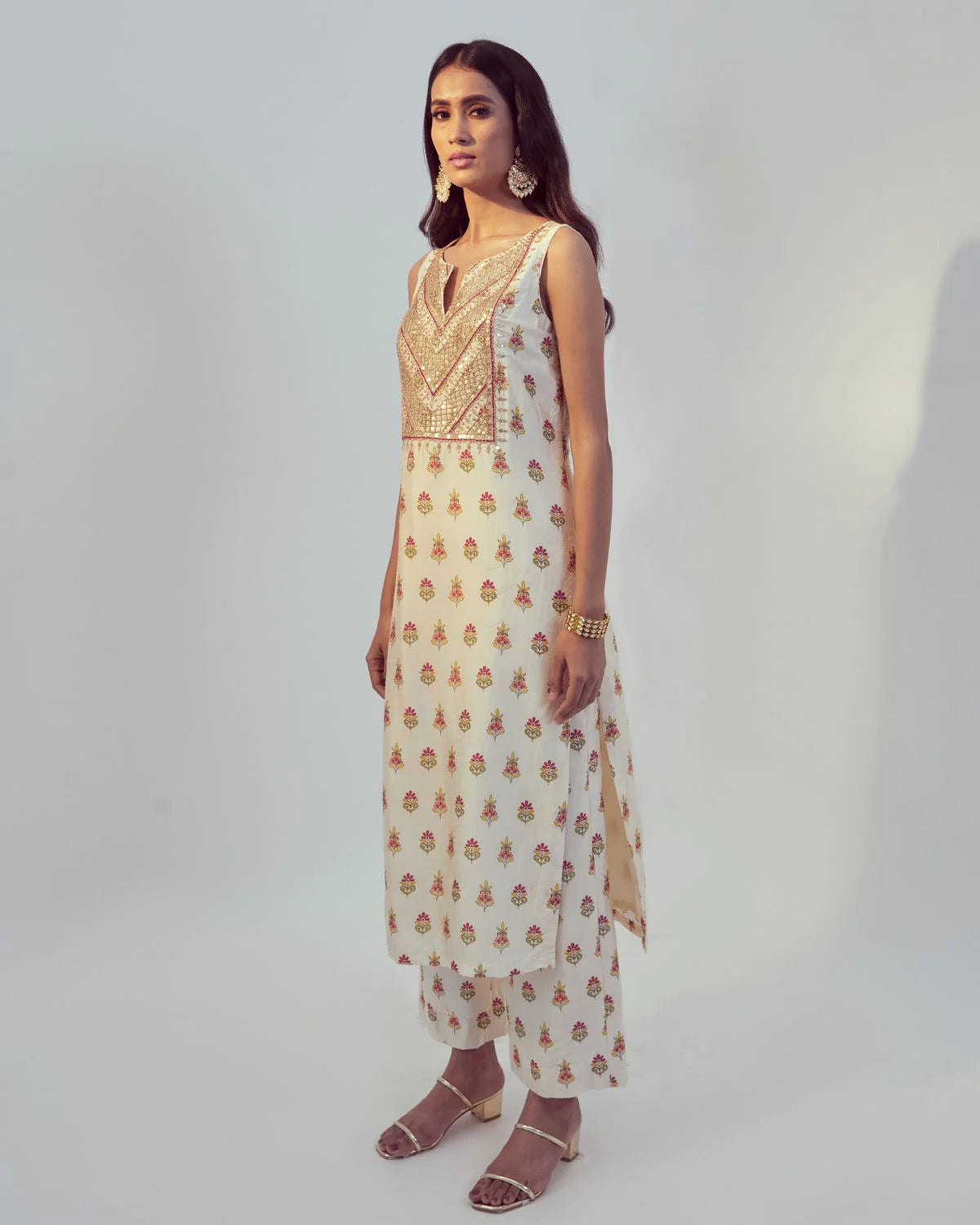 Ivory Printed Kurta Set - MARKET