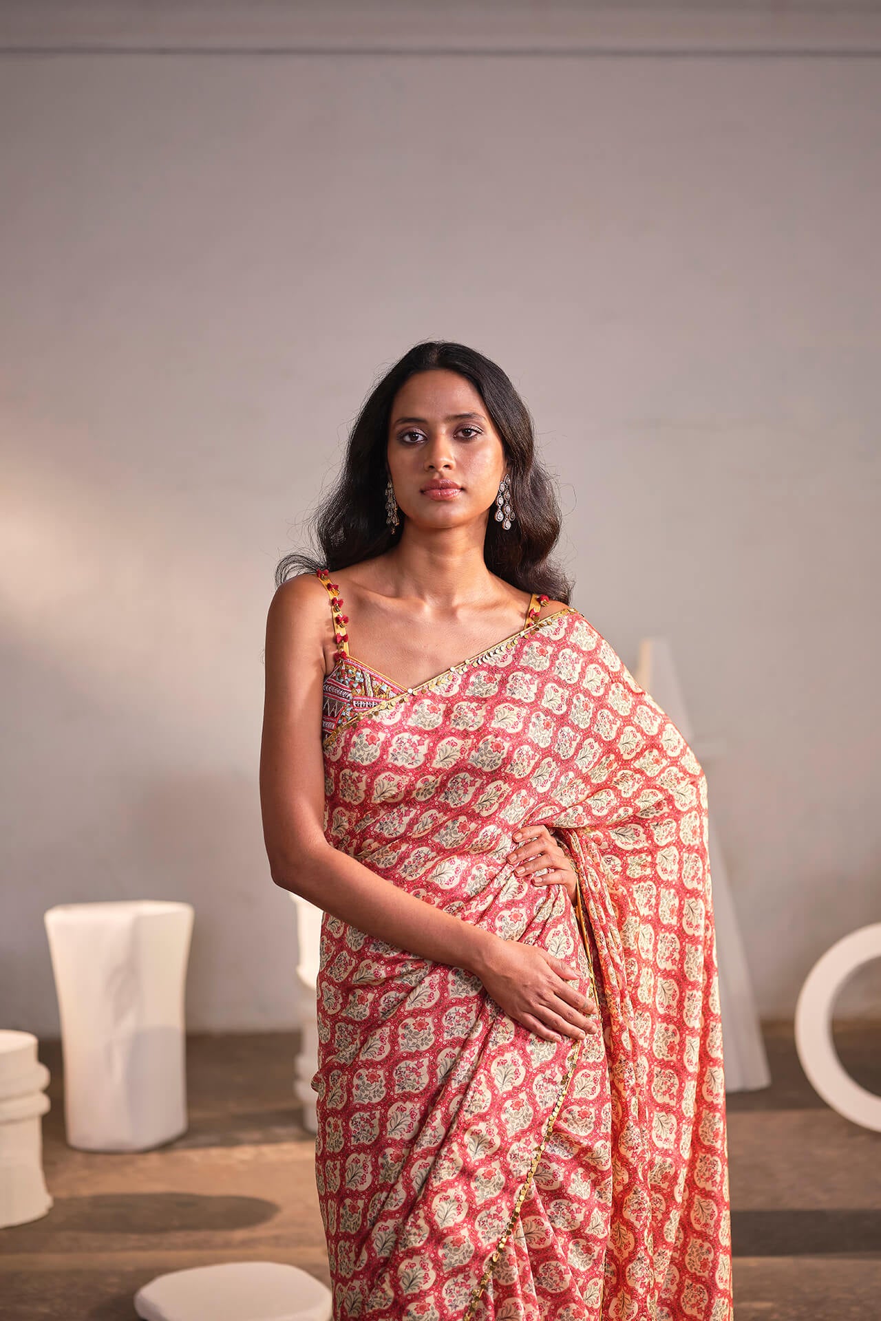 Cream Rose Saree - MARKET