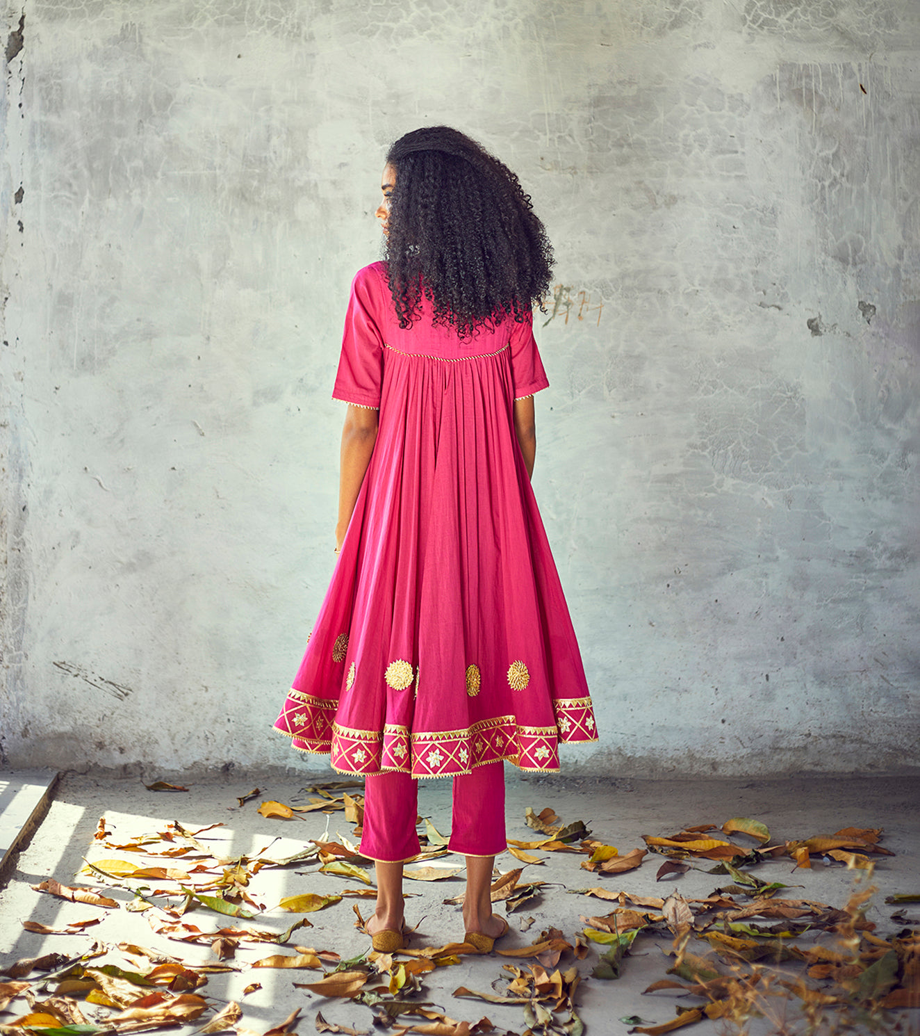 Gulabi Poshak Set - MARKET