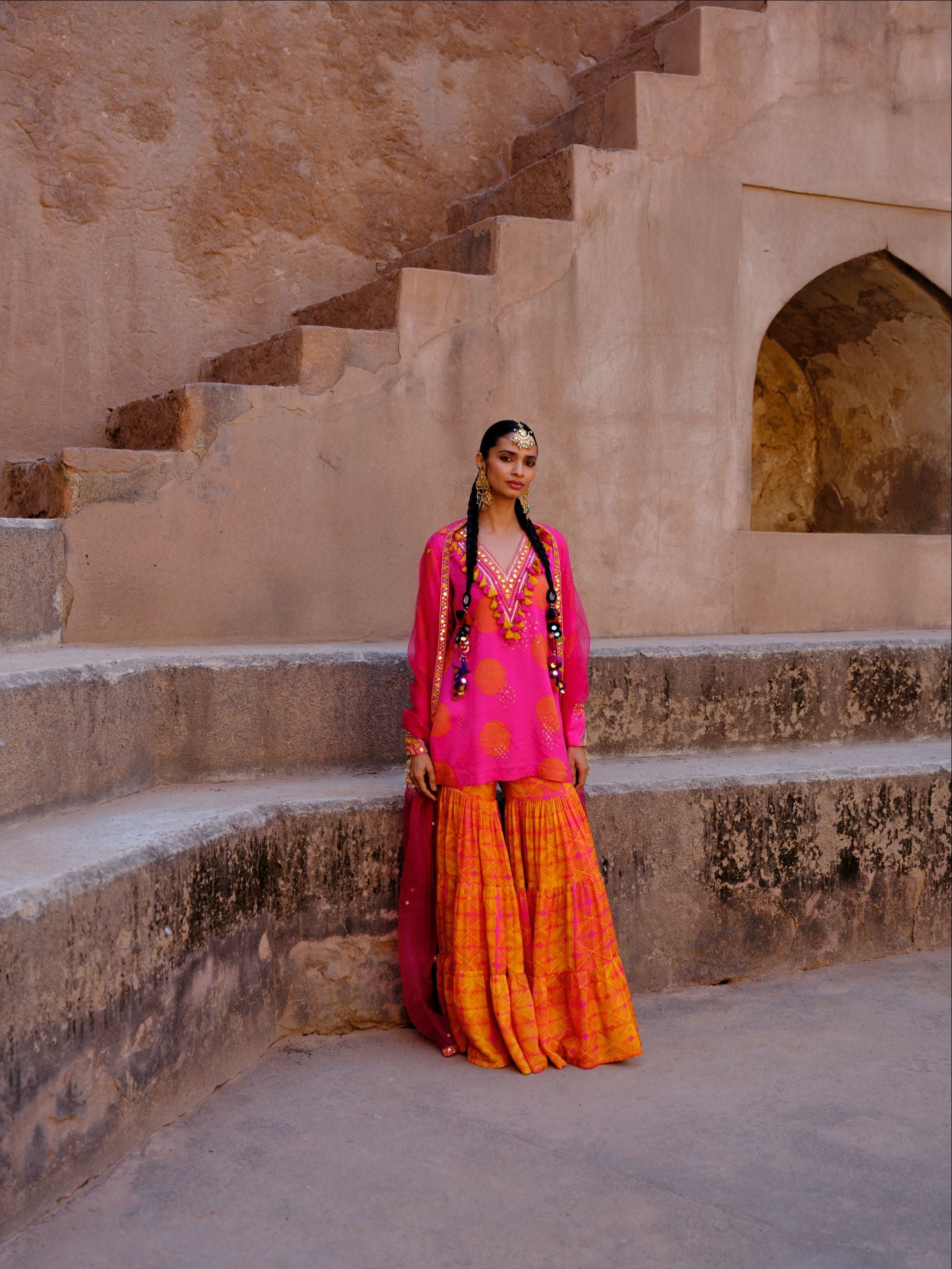Suhana Sharara - MARKET