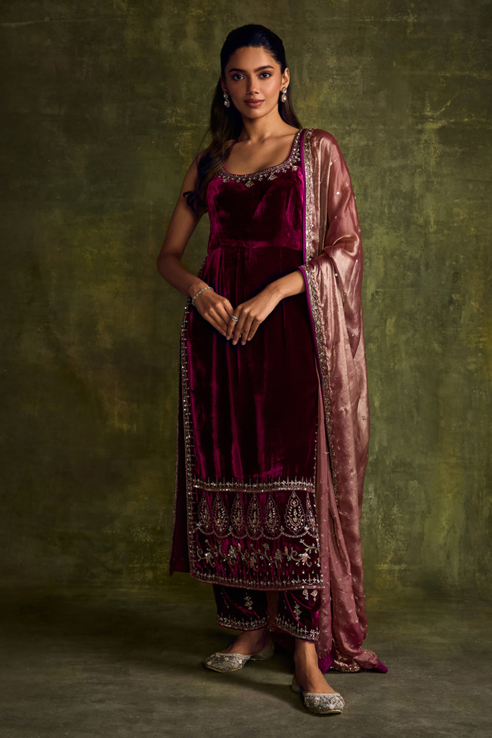 Mulberry Velvet High Slit Kurta & Pants Set - MARKET