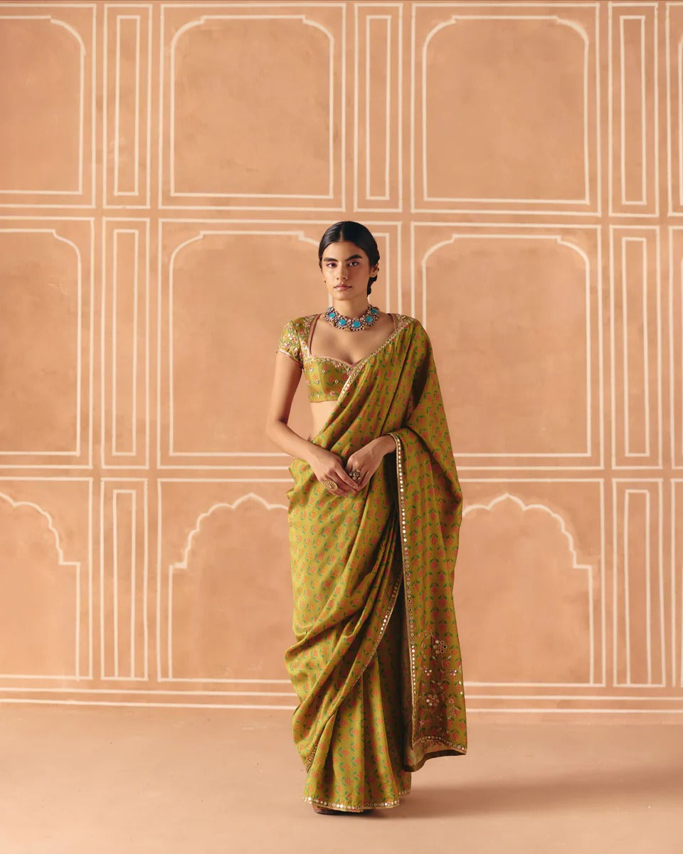 Parrot Green Saree - MARKET