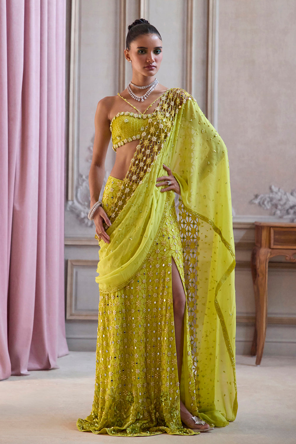 Neon Green Slit Saree With Cutwork Palla - MARKET